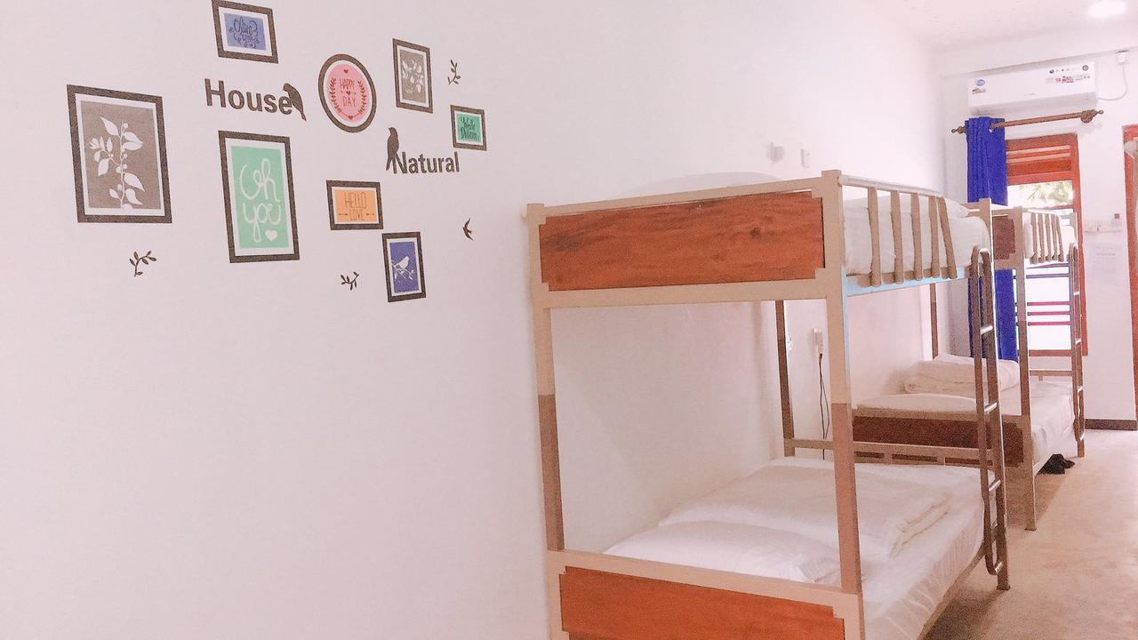 Blue Whale Holiday Hotel มิริสซา ภายนอก รูปภาพ